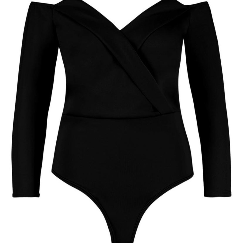 Front plunge bodysuit